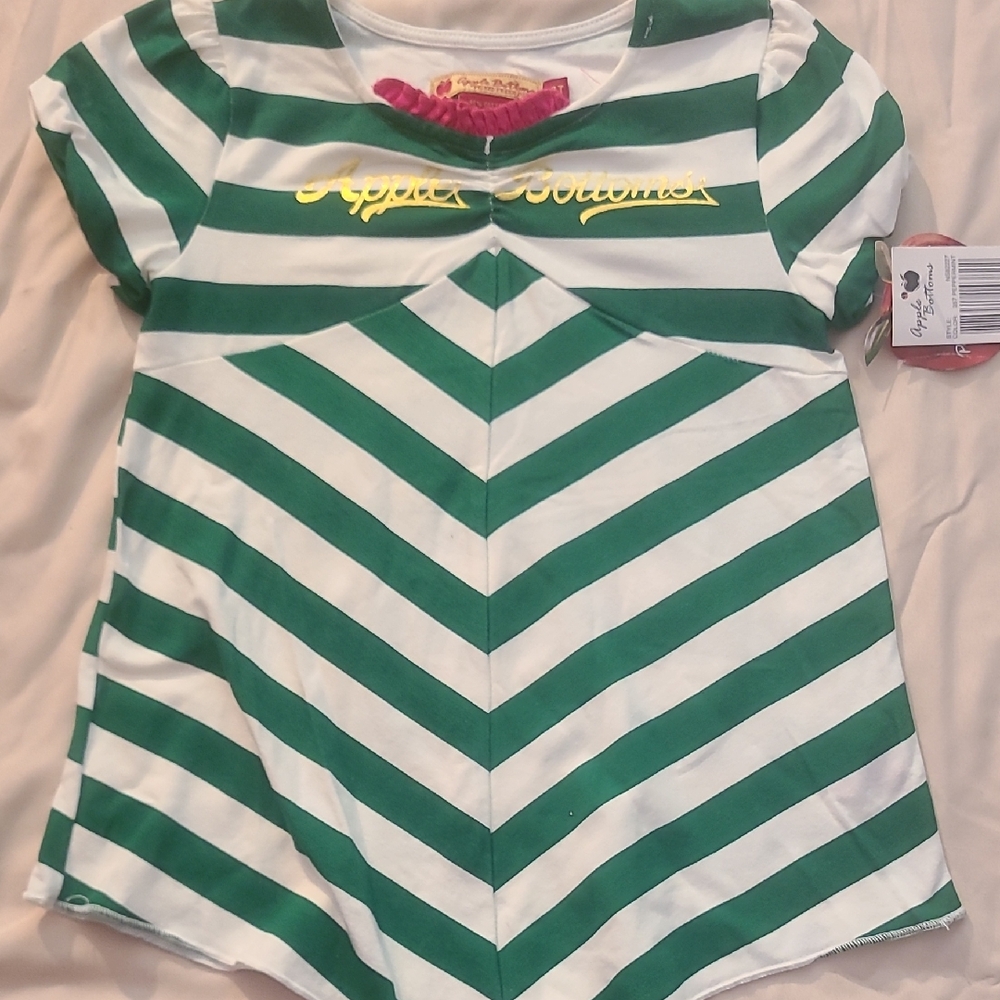 Apple Bottoms Green and White Chevron Top